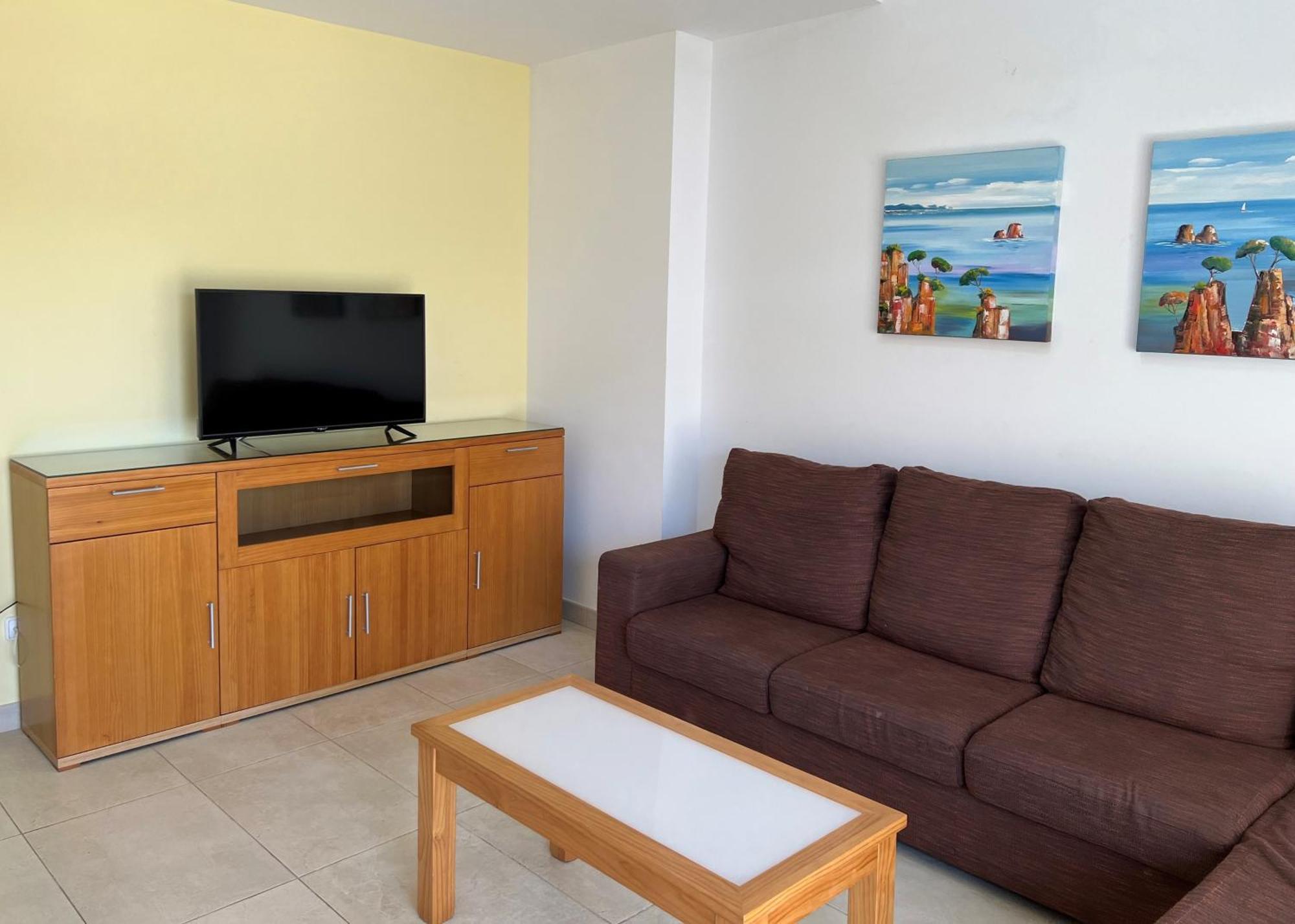 Villa Hotur Via Augusta Creixell Habitación foto